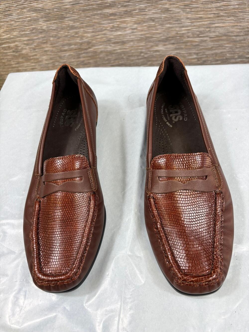 SAS Shoes Womens Size 7.5 Brown Leather Slip On Loafers Comfort Walking Tripad